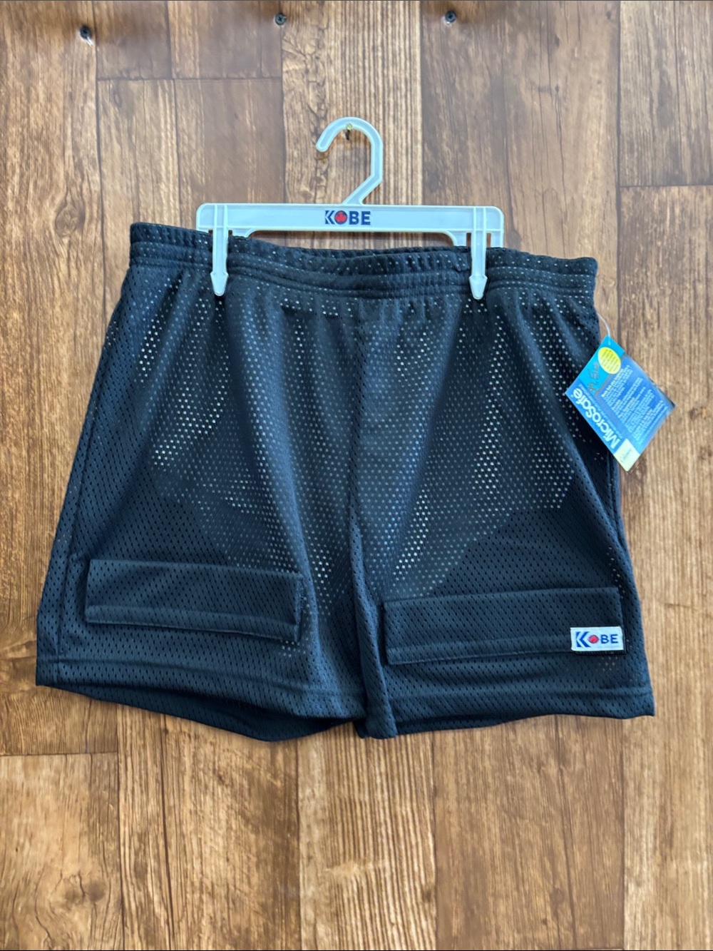 Men's Black Mesh Athletic Shorts with Side Pockets NWT